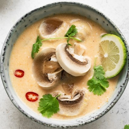 Asian-Style Coconut & Chicken Soup 