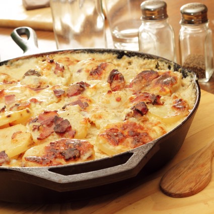 Smoky Gravy Scalloped Potatoes Gratin