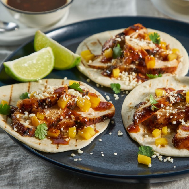 Korean BBQ Chicken Tacosb