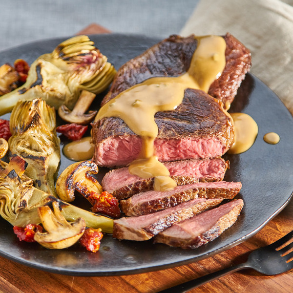 steak with blue cheese sauce