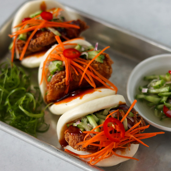 Korean Fried Chicken Bao Buns